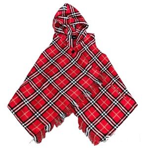 Takara Girls Red Tartan Plaid Hooded Poncho Cape Fringe Size Medium 8/10